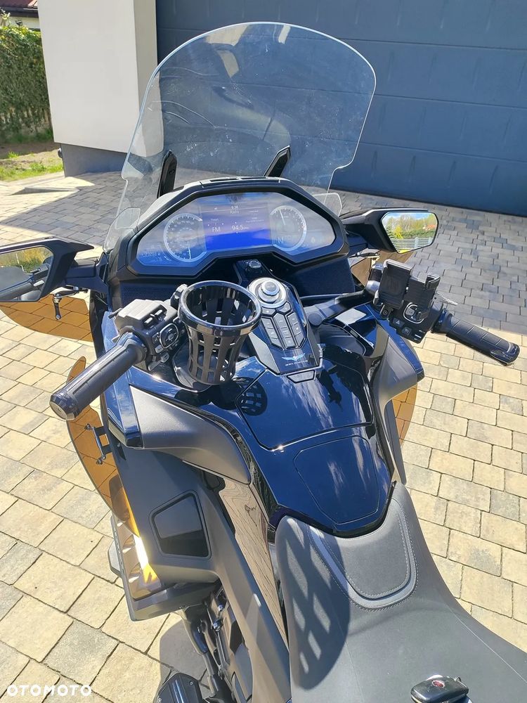 Honda GL - 23