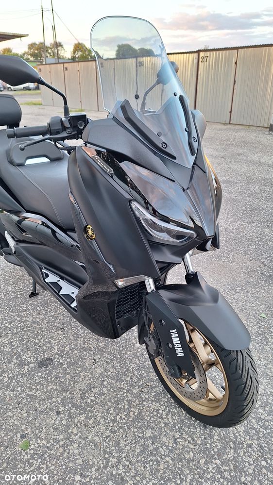 Yamaha X-max - 17