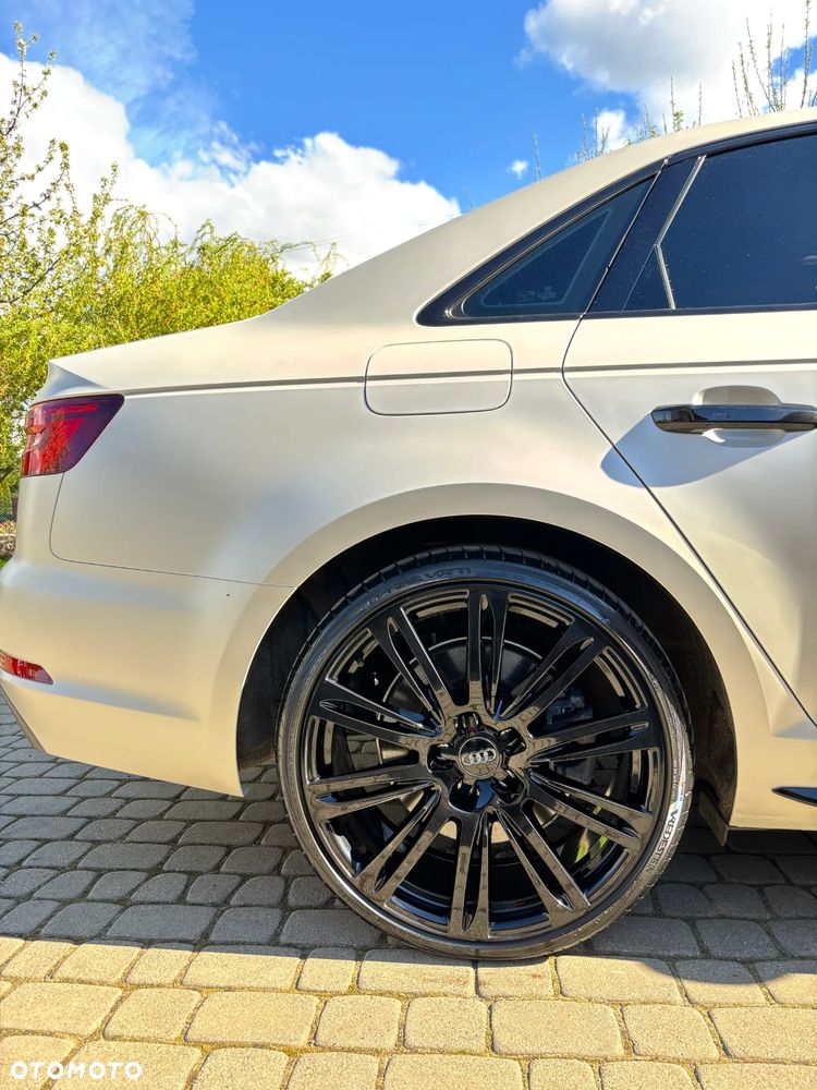 Audi A4 Limousine - 11