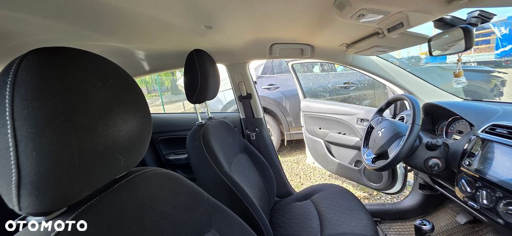 Mitsubishi Space Star 1.2 Inform Plus - 17