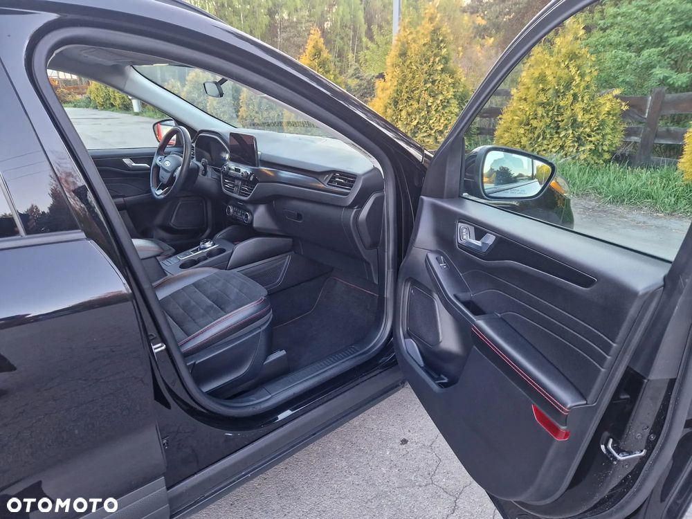 Ford Escape 2.0 EcoBoost AWD Titanium - 21
