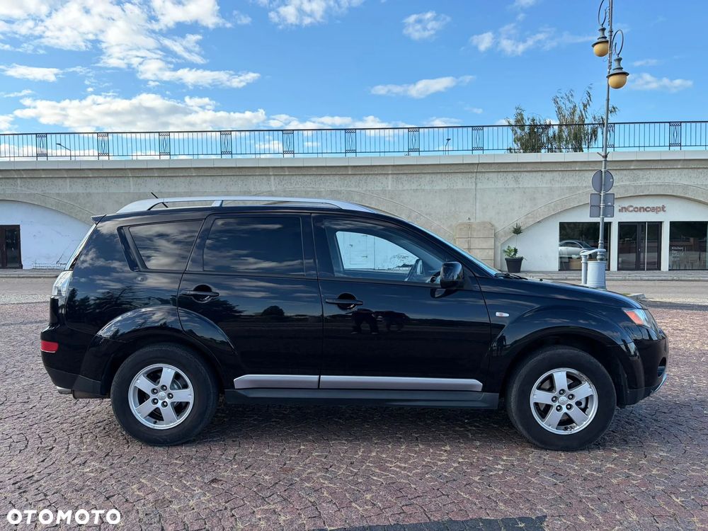 Mitsubishi Outlander 2.4 4WD Intense - 7