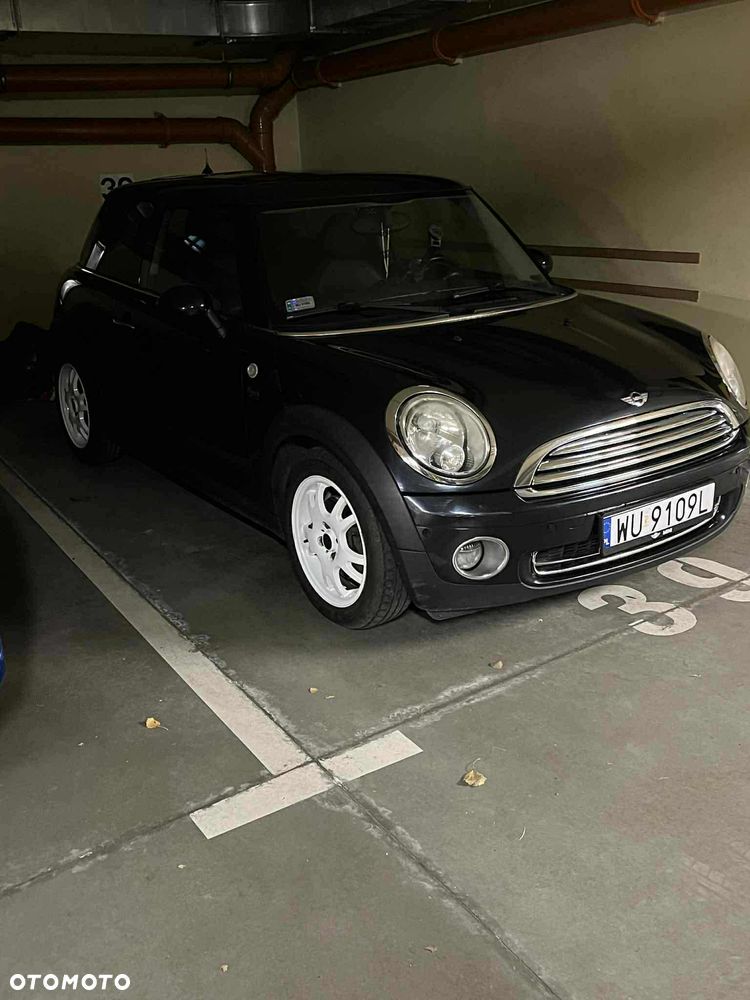MINI Cooper Standard - 17