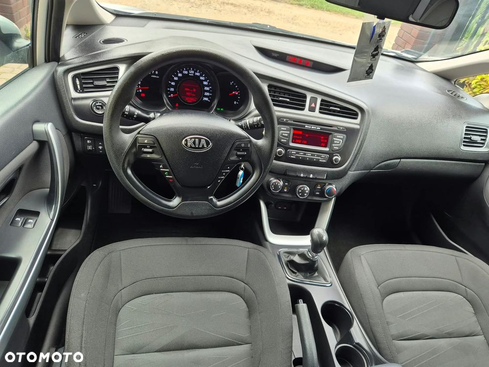 Kia Ceed 1.4 M - 7