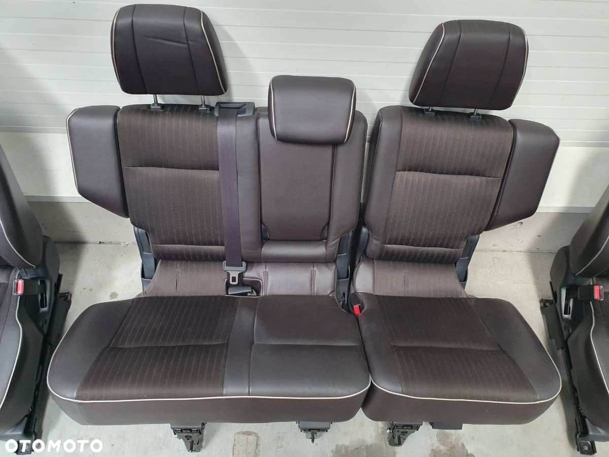 FOTELE KANAPA BOCZKI WNĘTRZE KOMPLET 7 OSÓB MITSUBISHI PAJERO IV EU - 15