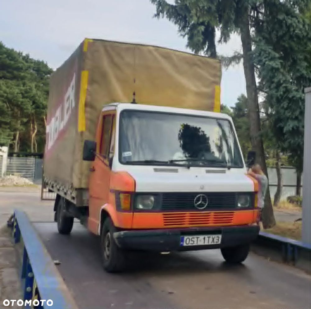 Mercedes-Benz 310d - 2