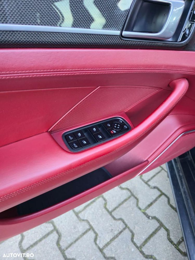 Porsche Panamera - 15