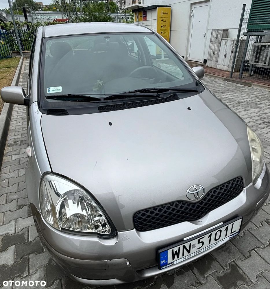 Toyota Yaris 1.0 Luna - 1