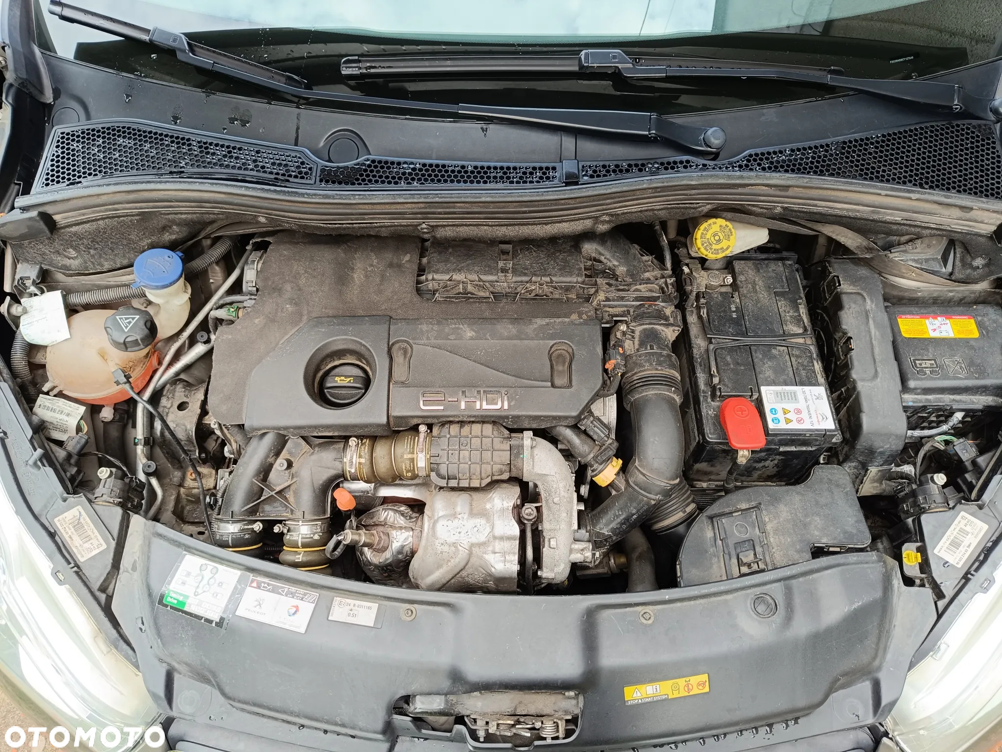 Peugeot 208 1.6 e-HDi Allure STT - 38