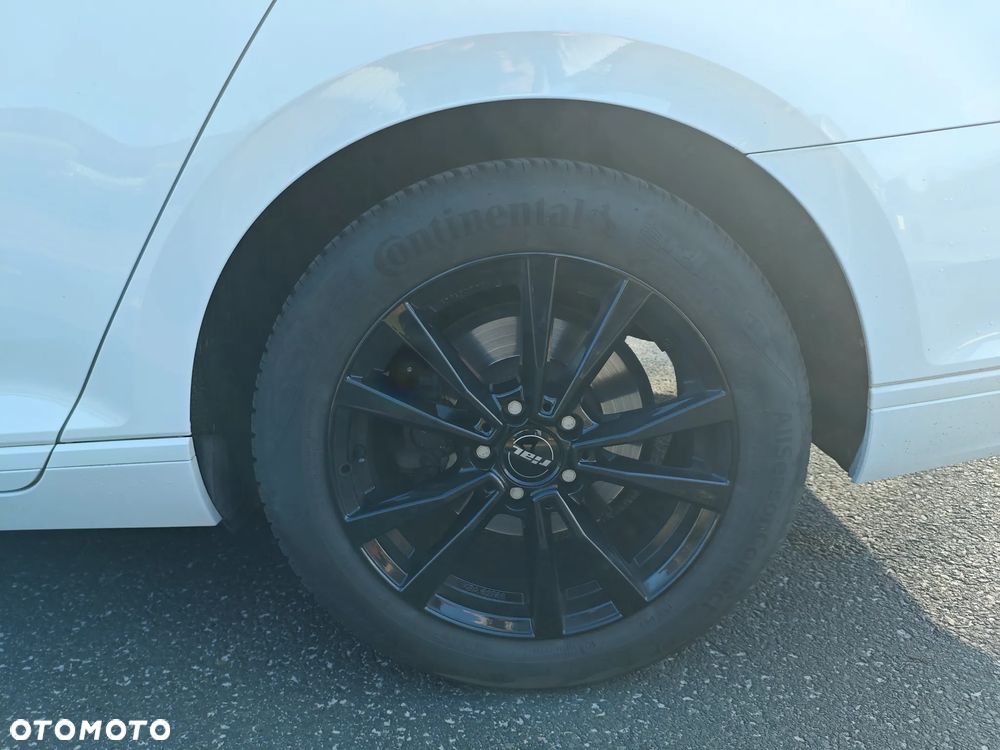 Volkswagen Passat 1.5 TSI EVO Business - 6