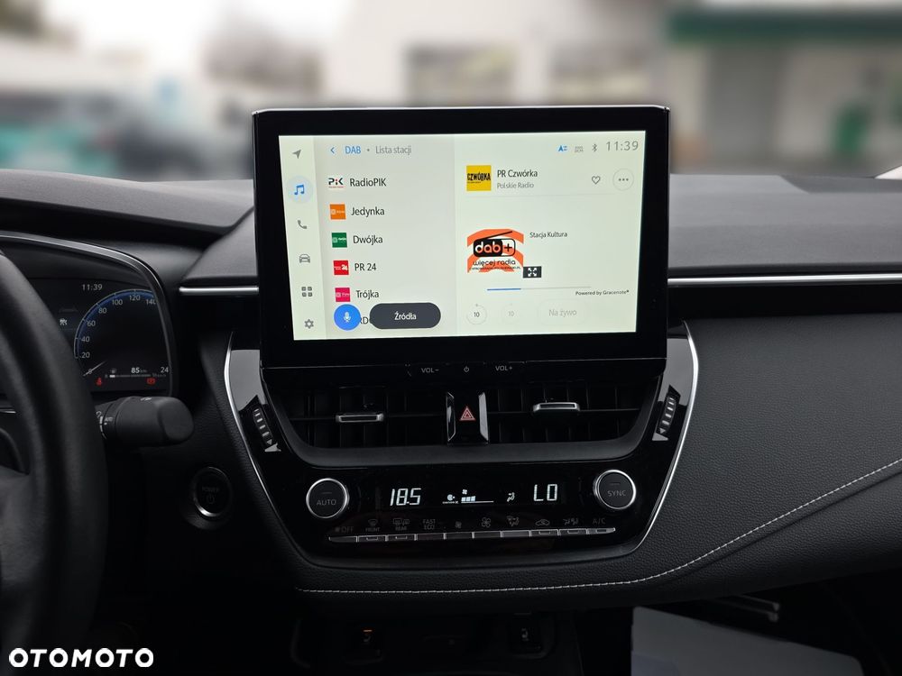 Toyota Corolla 1.8 Hybrid Style - 18