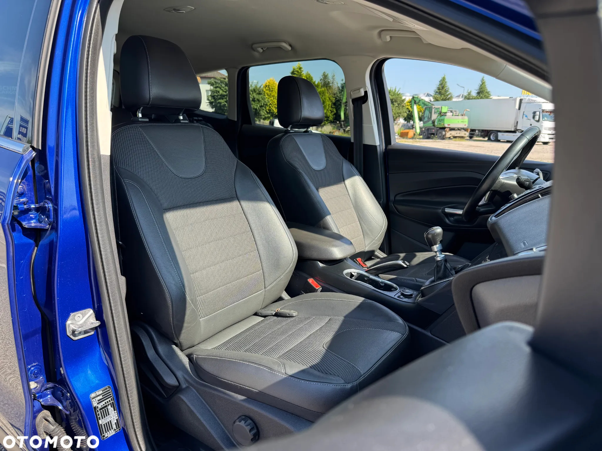Ford Kuga 1.5 EcoBoost FWD Titanium - 28