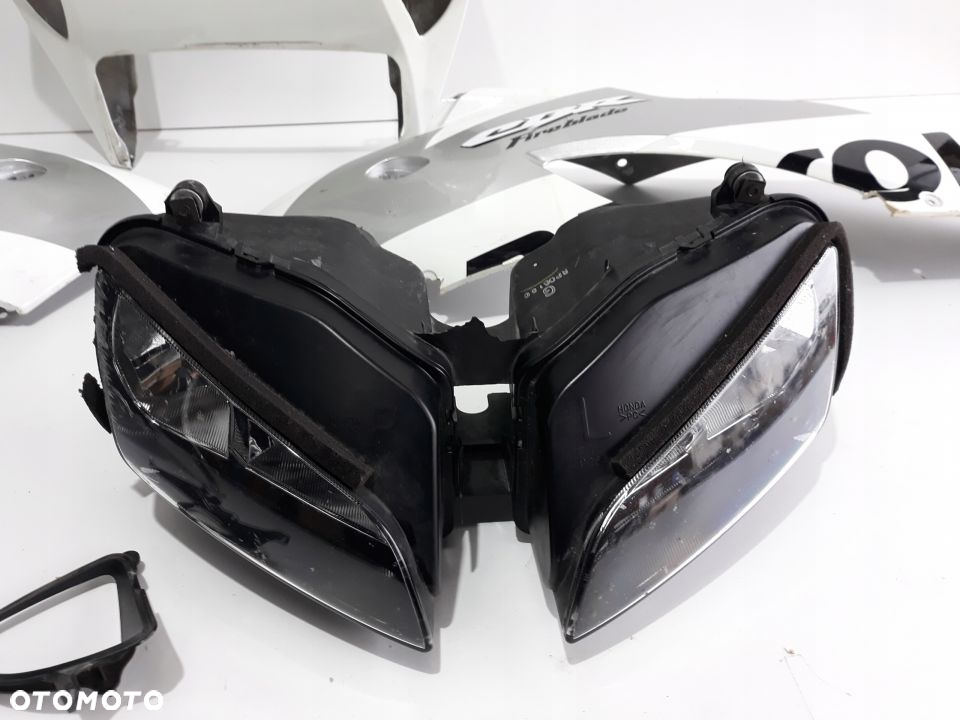 HONDA CBR 1000 RR SC57 REPSOL OWIEWKA OGON LAMPA - 5