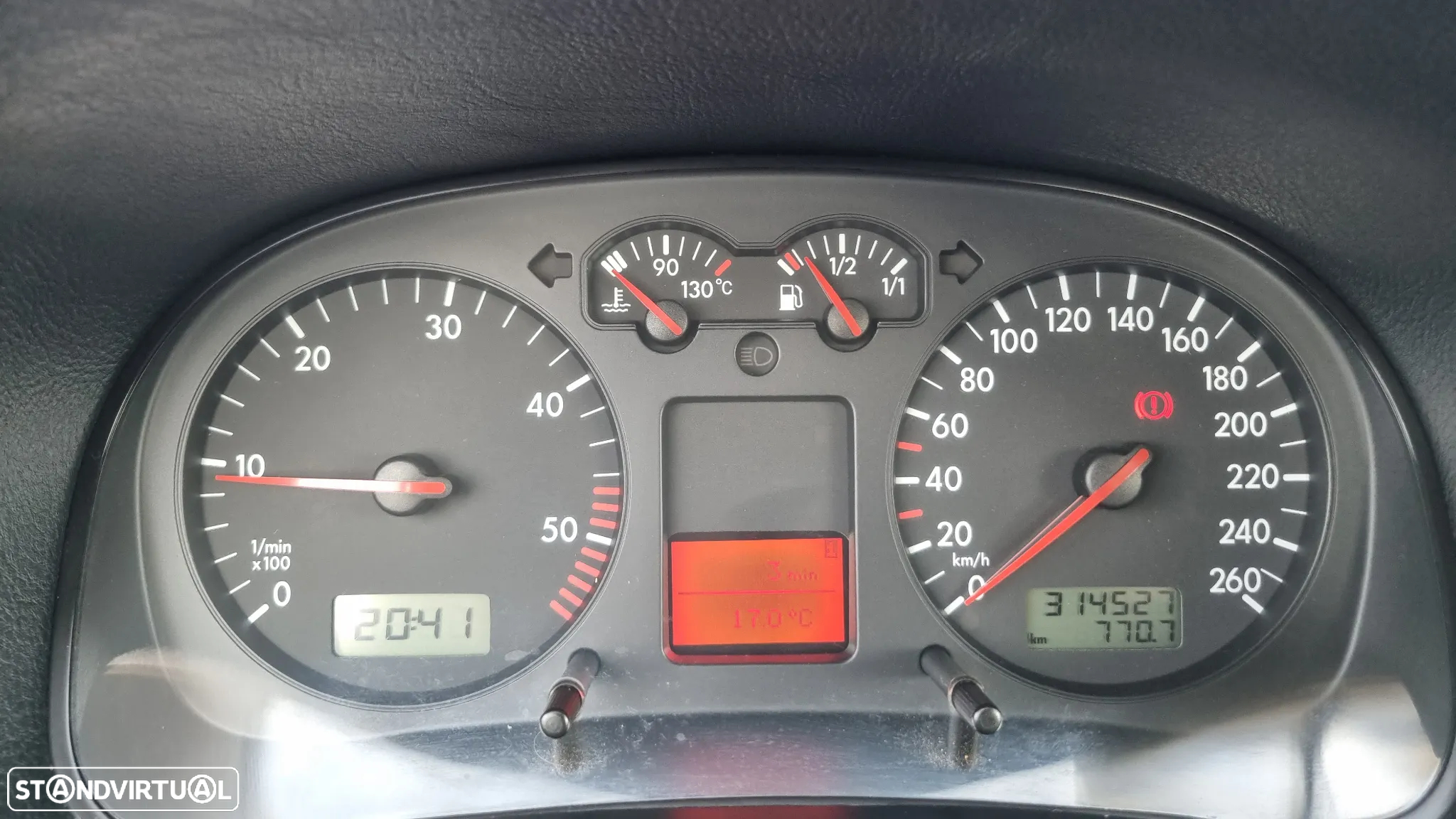 VW Golf 1.9 TDi Highline - 4