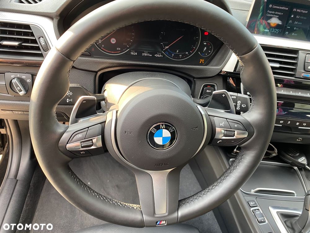 BMW Seria 3 330i GPF M Sport Shadow - 12