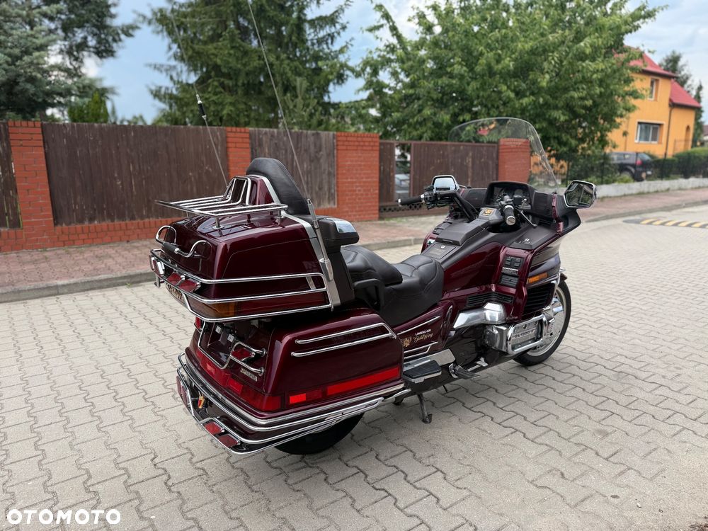 Honda GL - 10