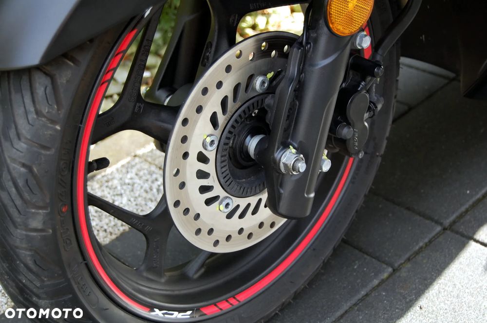 Honda PCX - 7