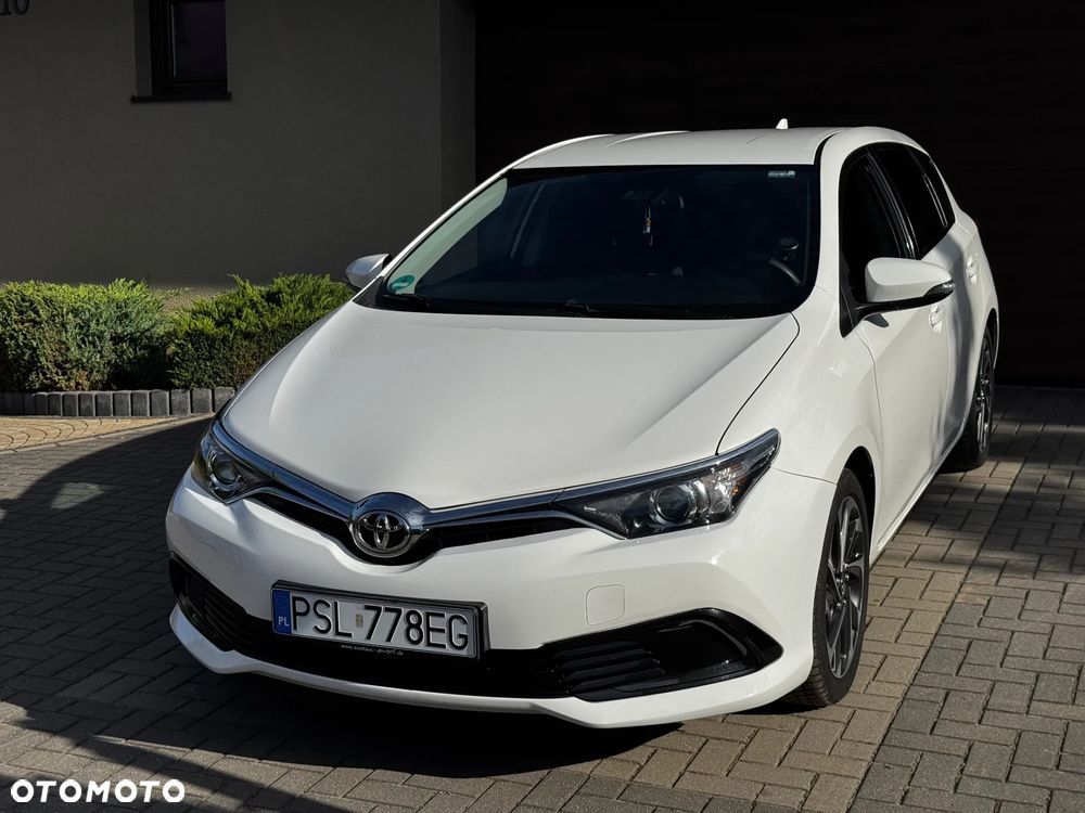 Toyota Auris 1.33 VVT-i Life - 10