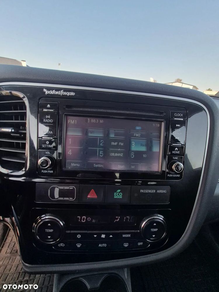 Mitsubishi Outlander 2.2 DID Intense - 21