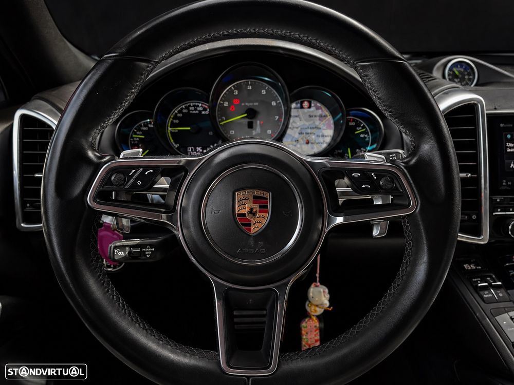 Porsche Cayenne S E-Hybrid Platinum Edition - 18