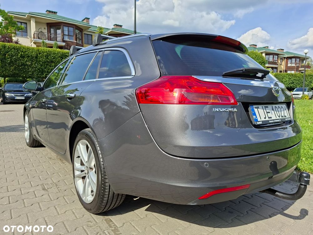 Opel Insignia 2.0 CDTI Cosmo - 11