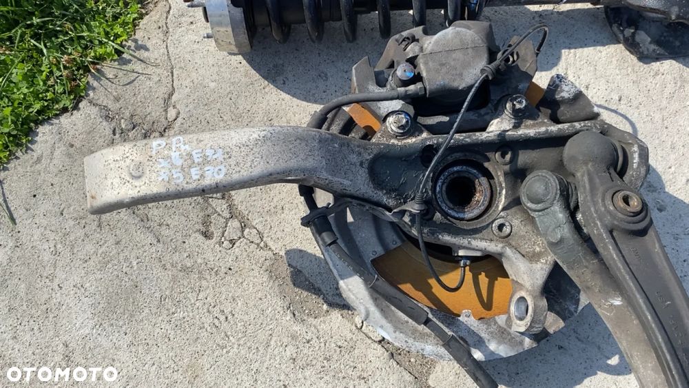 AMORTYZATOR ZWROTNICA PRAWY PRZÓD KOMPLET BMW X6 E71 X5 E70 6783016 - 2