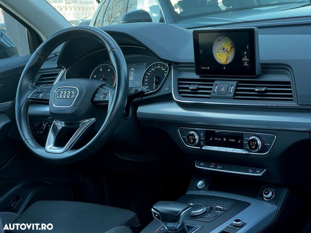 Audi Q5 2.0 40 TDI quattro S tronic Sport - 8