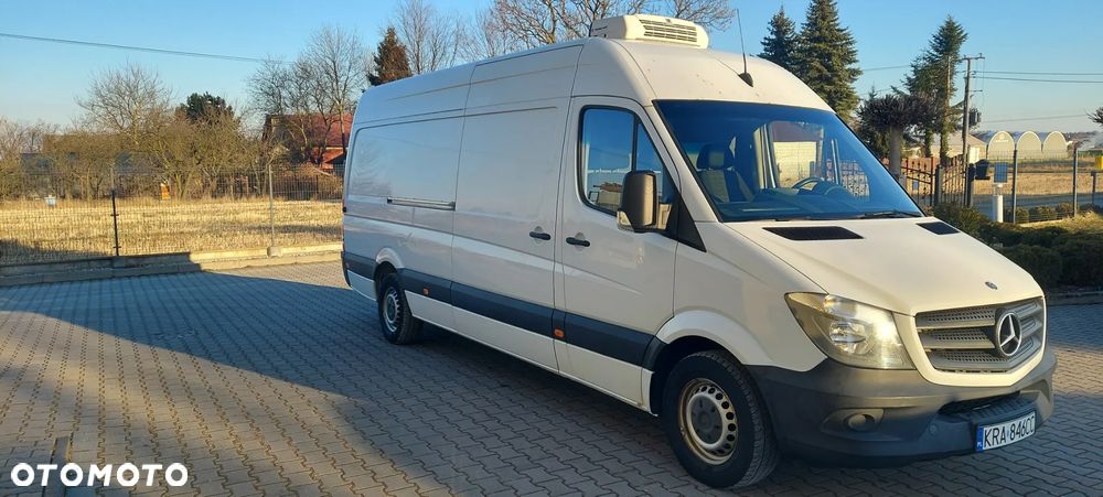 Mercedes-Benz Sprinter - 4