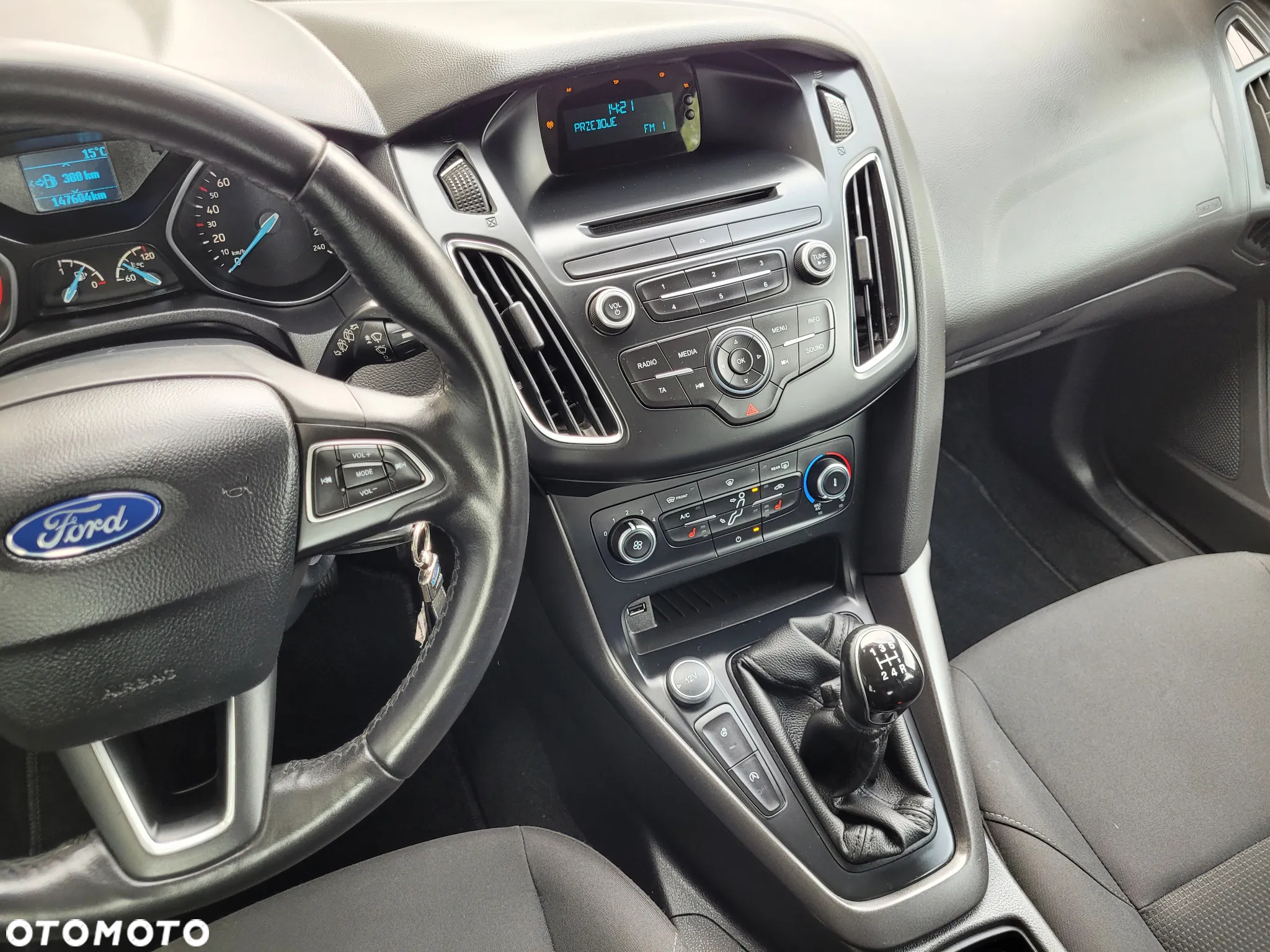 Ford Focus 1.0 EcoBoost Trend Edition - 24
