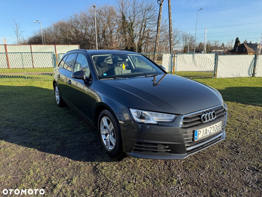 Audi A4 Avant 2.0 TDI - 1