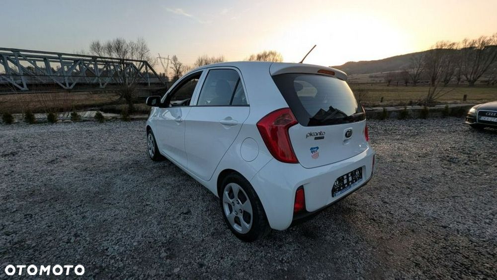 Kia Picanto 1.0 M - 11