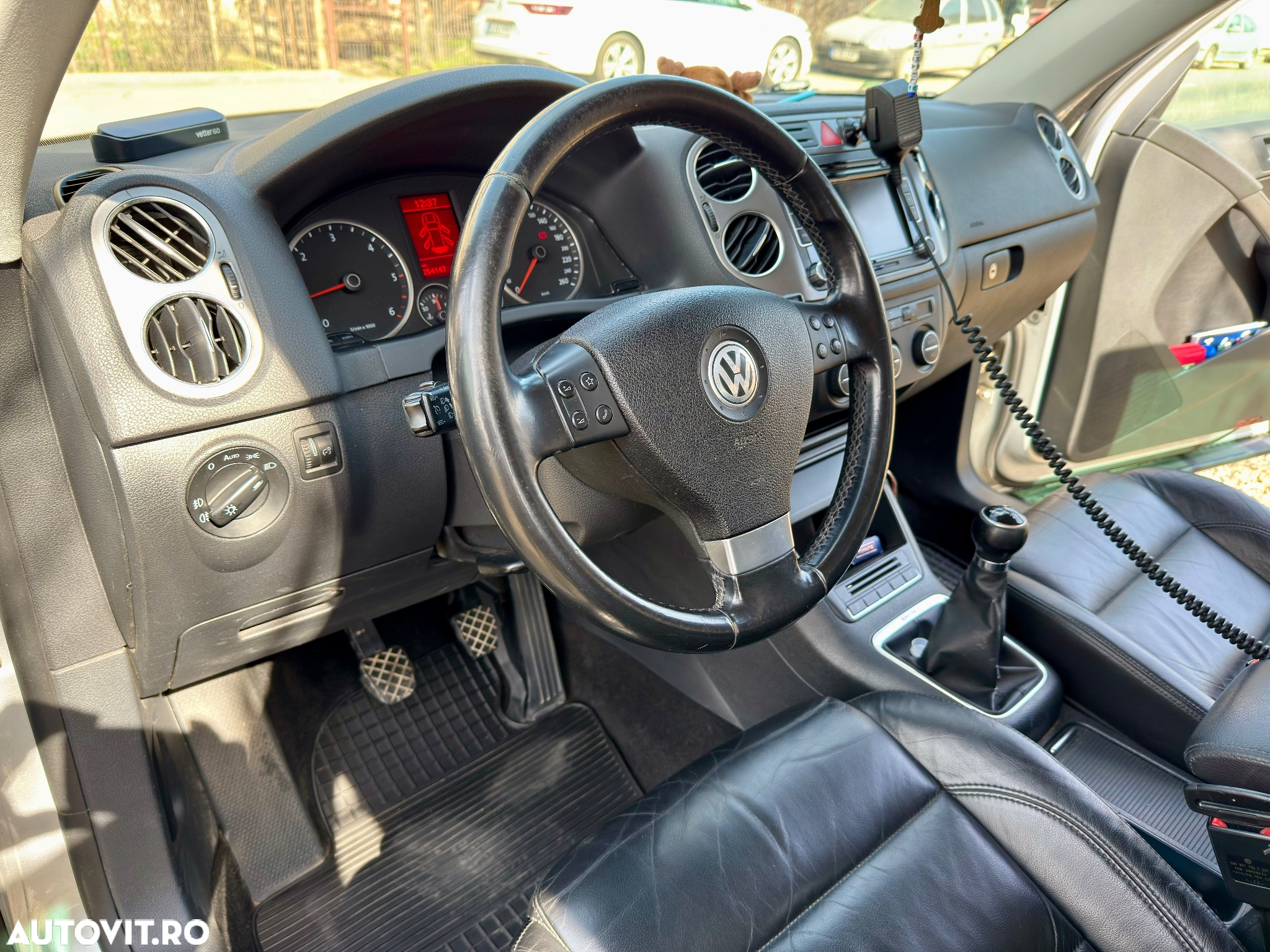 Volkswagen Tiguan 2.0 TDI 4Motion Sport & Style - 6