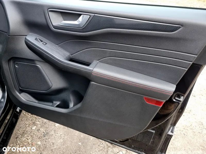 Ford Kuga 2.5 FHEV FWD ST-Line X - 37