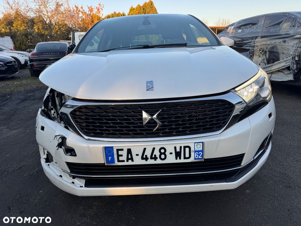 Citroën DS4 BlueHDi 150 S&S SoChic - 25