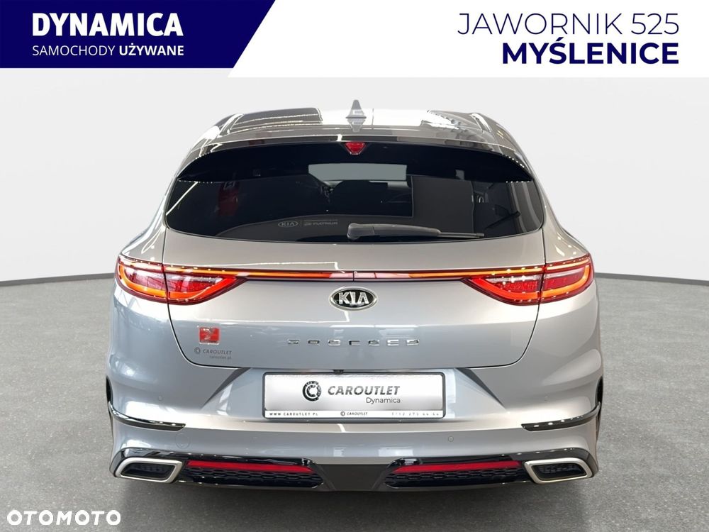 Kia ProCeed - 8