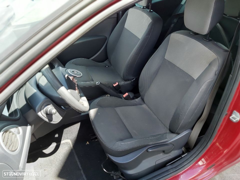 Renault Clio III (3) 1.2I e 1.5 DCI ás peças 2005 até 2012 - 3