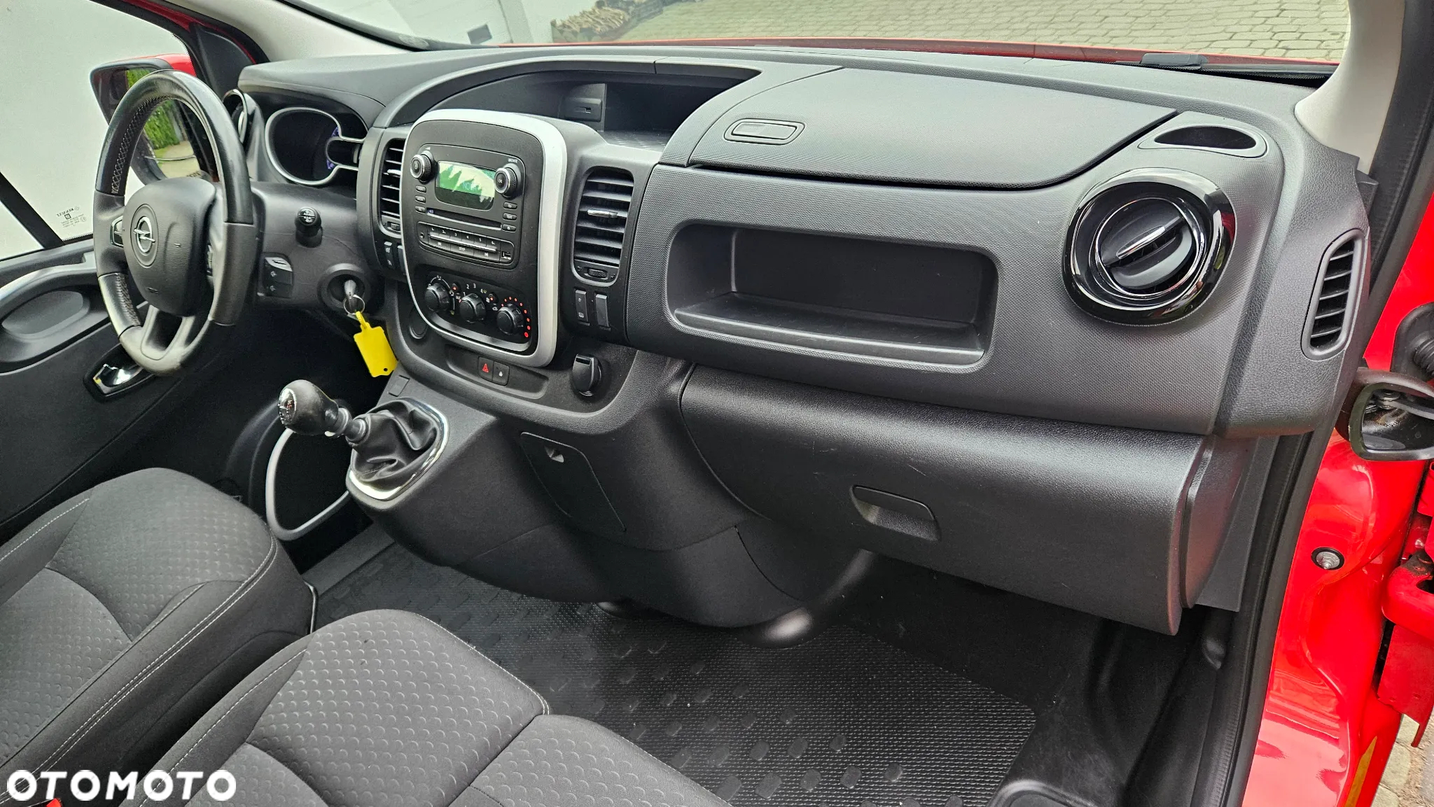 Opel Vivaro - 23