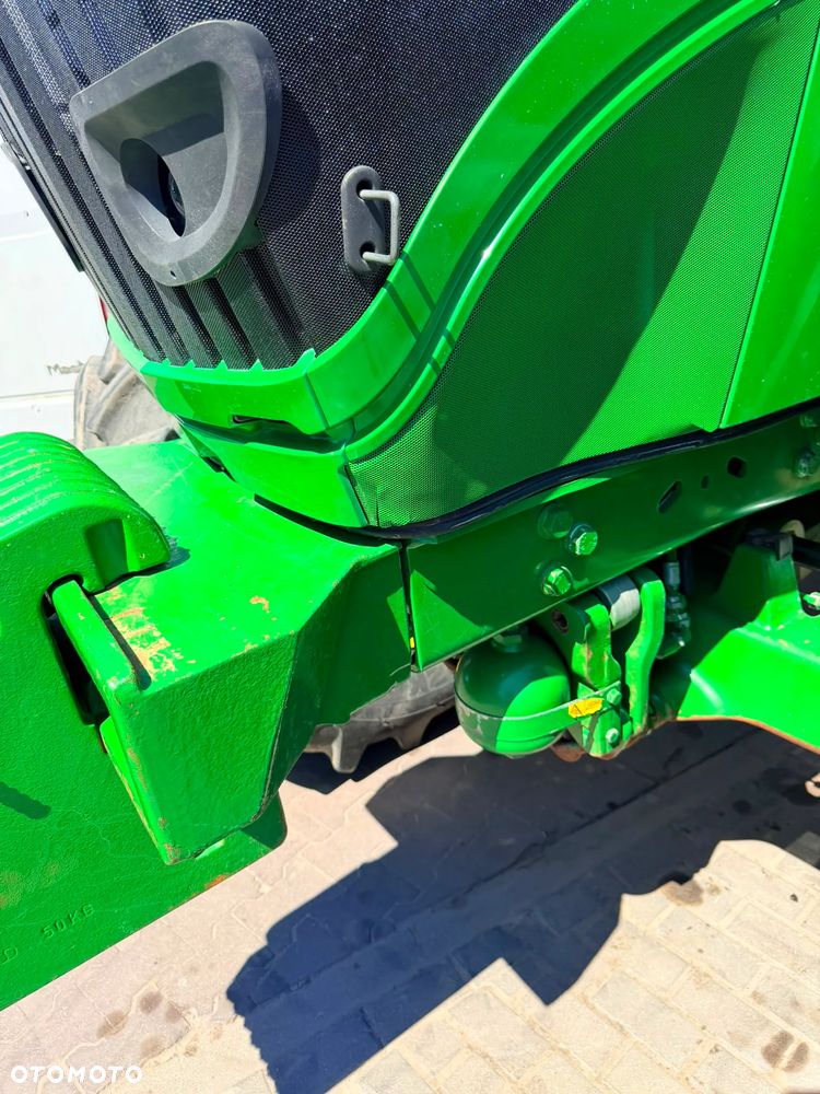 John Deere 6190R - 13