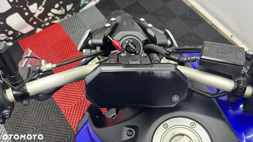Yamaha MT - 22