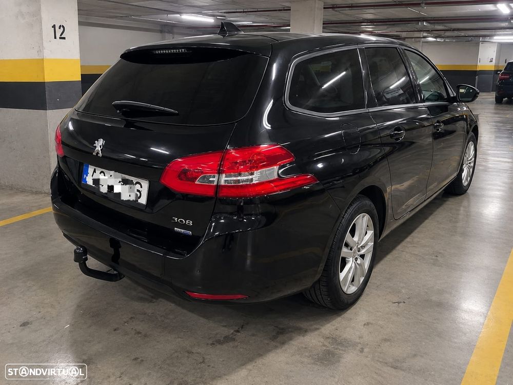 Peugeot 308 SW - 3