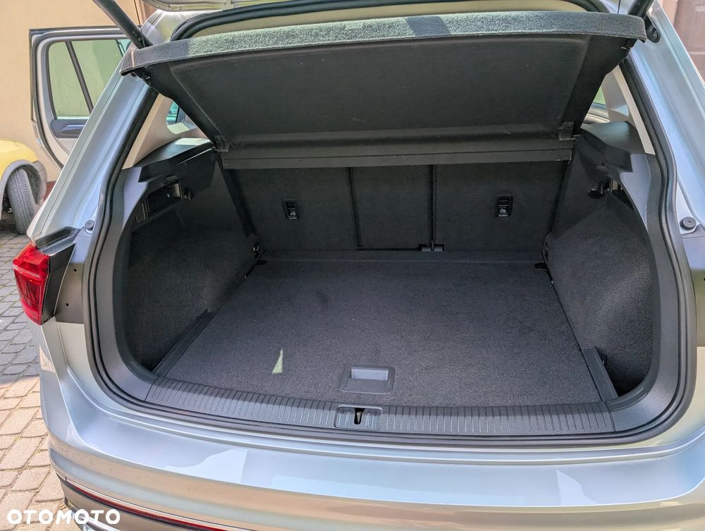 Volkswagen Tiguan 2.0 TSI 4Mot Elegance DSG - 19