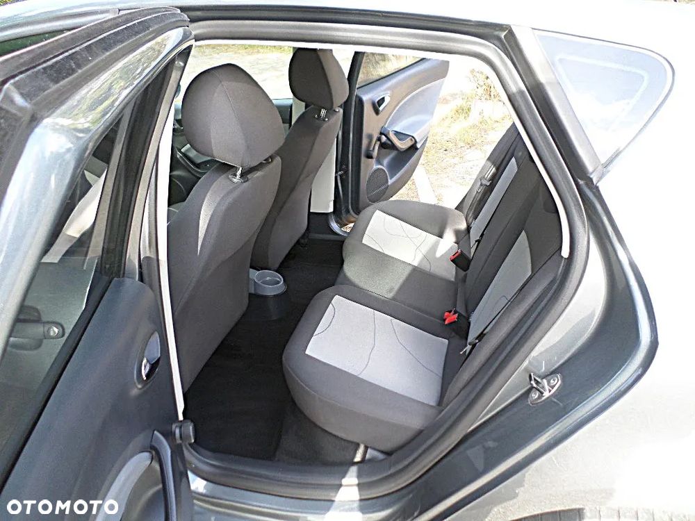 Seat Ibiza 1.4 16V Style - 11