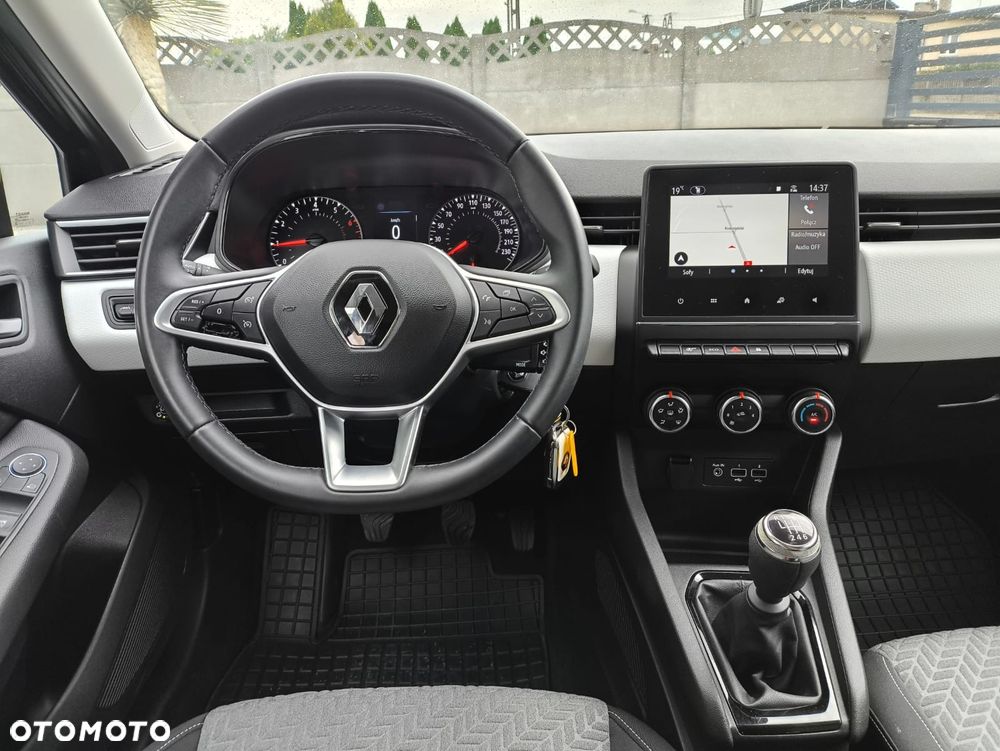 Renault Clio - 27
