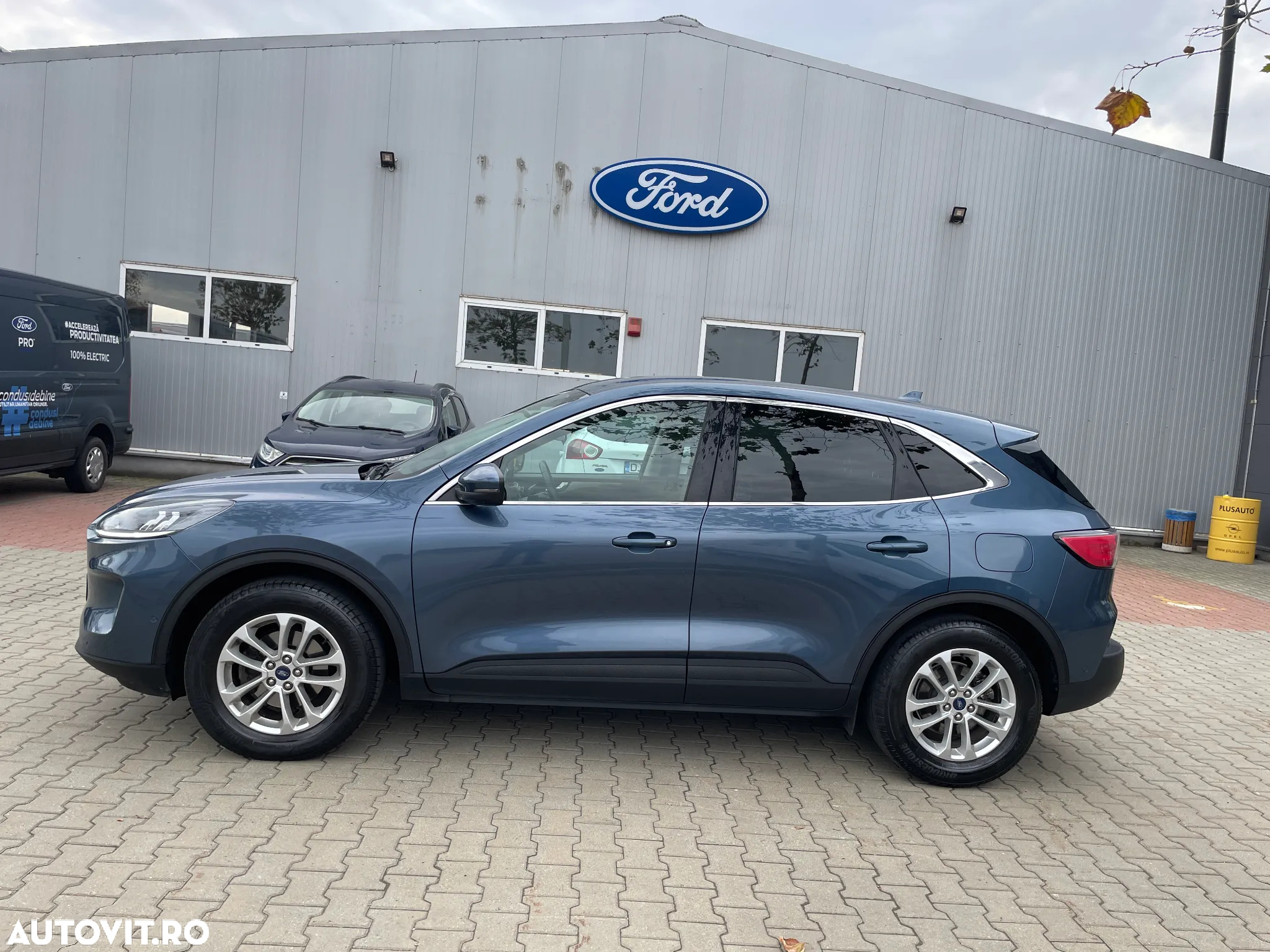 Ford Kuga 2.0 EcoBlue A8 AWD Titanium X - 4