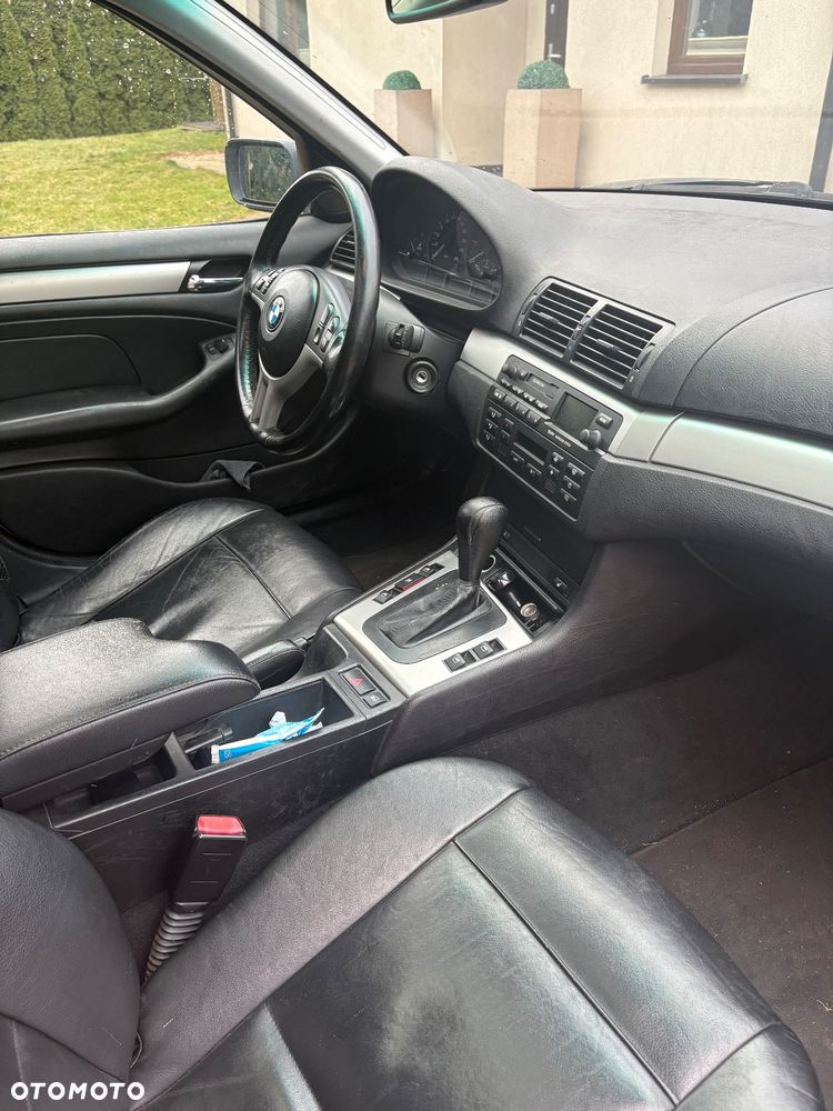 BMW Seria 3 320d DPF Touring Edition Fleet - 6