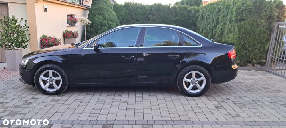 Audi A4 Limousine 2.0 TDI DPF Ambiente - 4