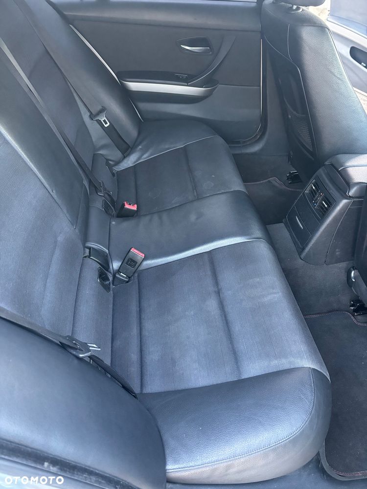 BMW Seria 3 318i - 10