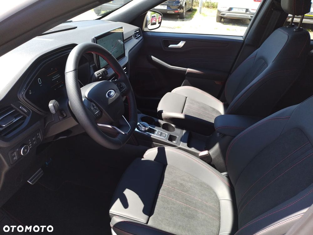 Ford Kuga 2.5P PHEV FWD ST-Line X eCVT - 9