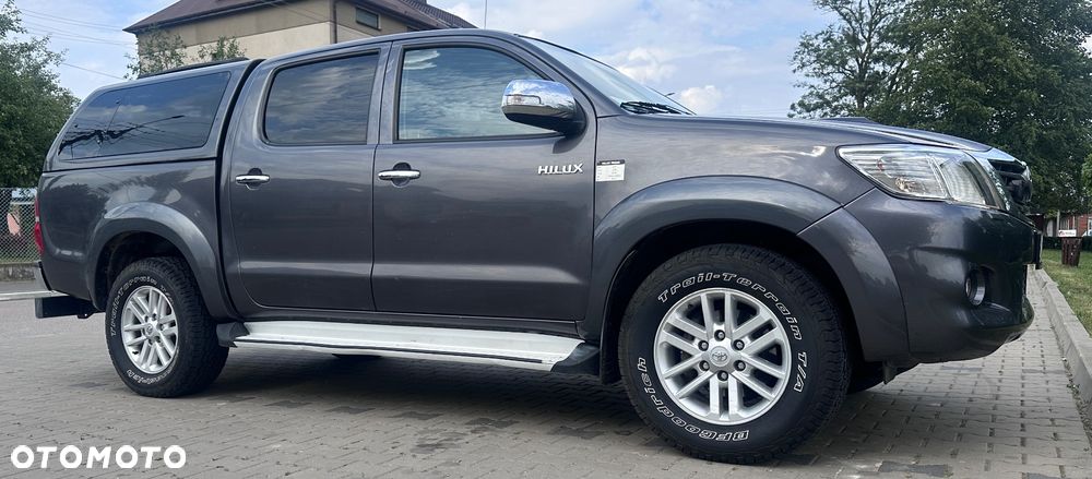 Toyota Hilux - 4