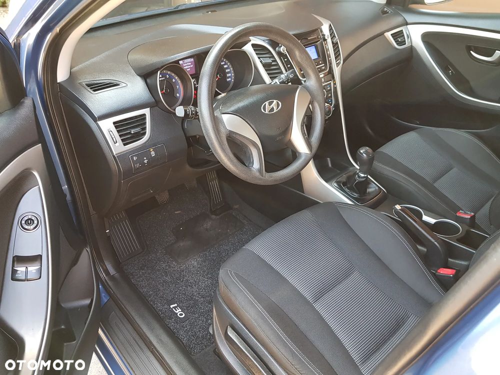 Hyundai i30 blue 1.4 Classic - 17